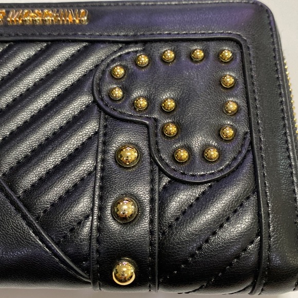 NWT LOVE MOSCHINO Wallet Zip Around Black PU Gold Tone Studded 8 Card Slots - Picture 6 of 9